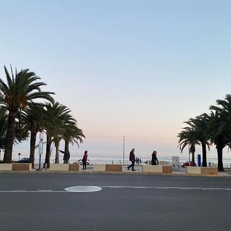 Beau 3 P. Parfaitement Situe Et Place De Parking A Disposition 멍똥 외부 사진